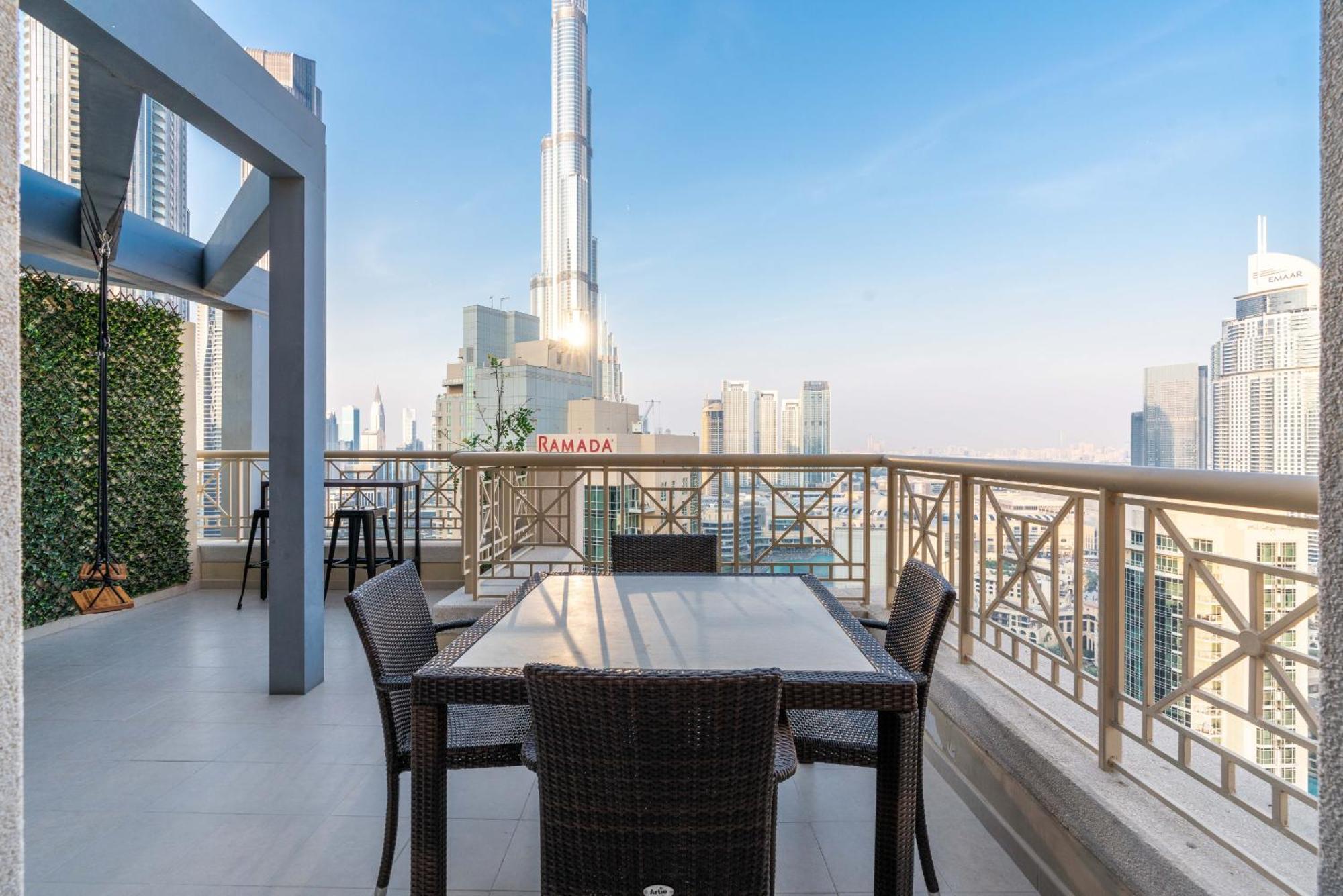 Luxury 2Br Downtown Apt With Burj Khalifa Views 迪拜 外观 照片