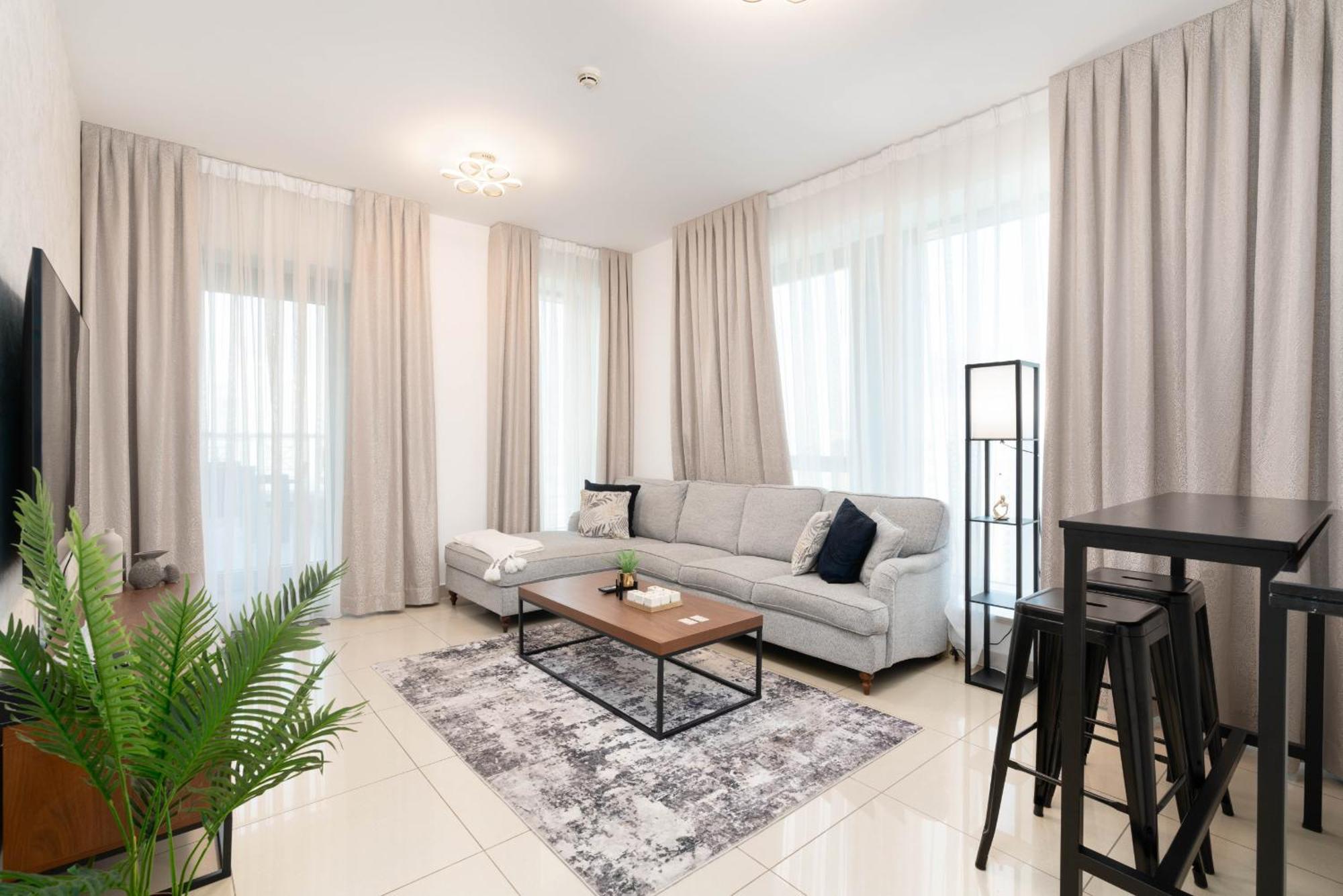 Luxury 2Br Downtown Apt With Burj Khalifa Views 迪拜 外观 照片