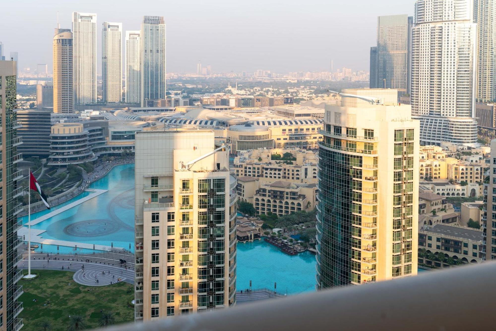 Luxury 2Br Downtown Apt With Burj Khalifa Views 迪拜 外观 照片