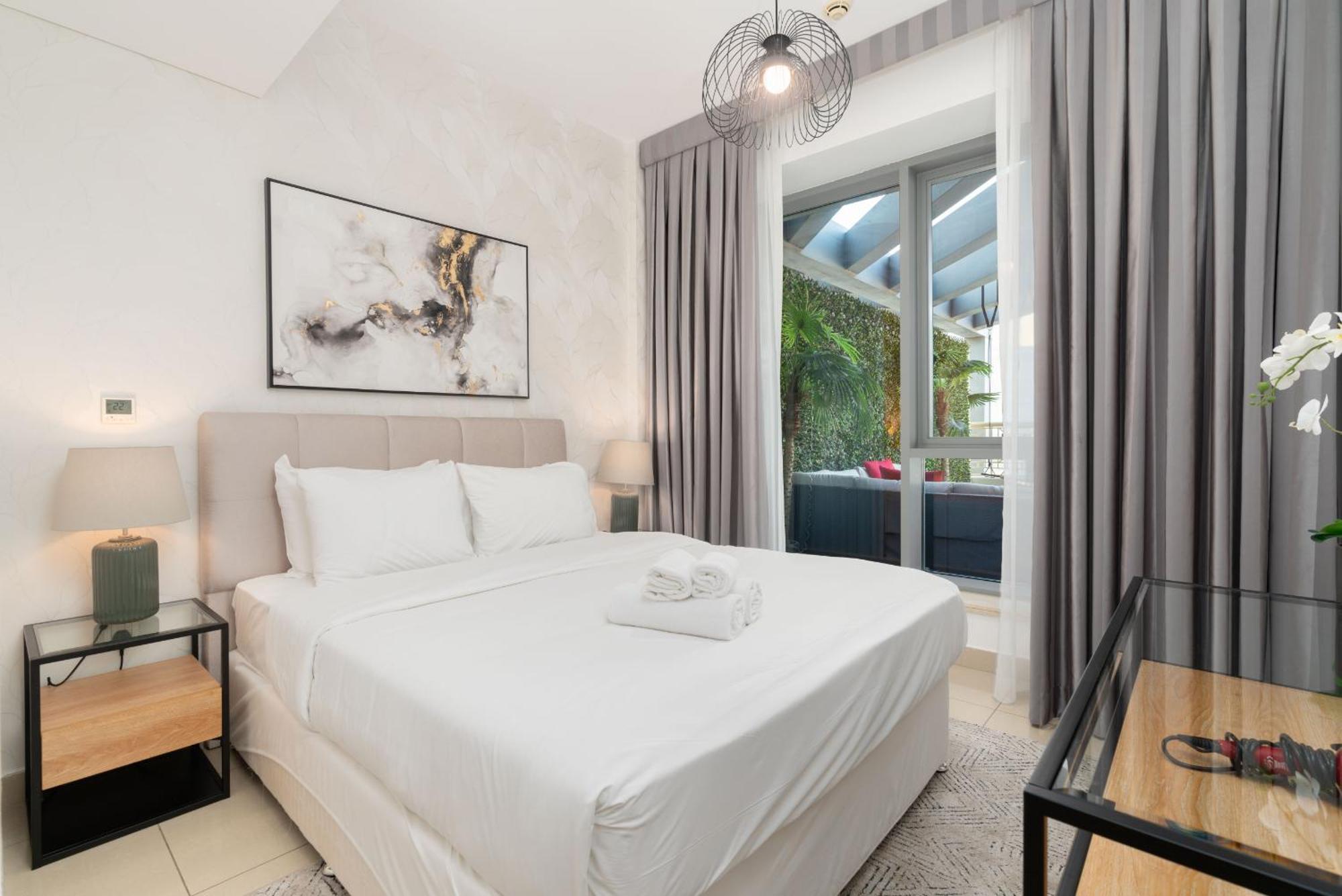 Luxury 2Br Downtown Apt With Burj Khalifa Views 迪拜 外观 照片