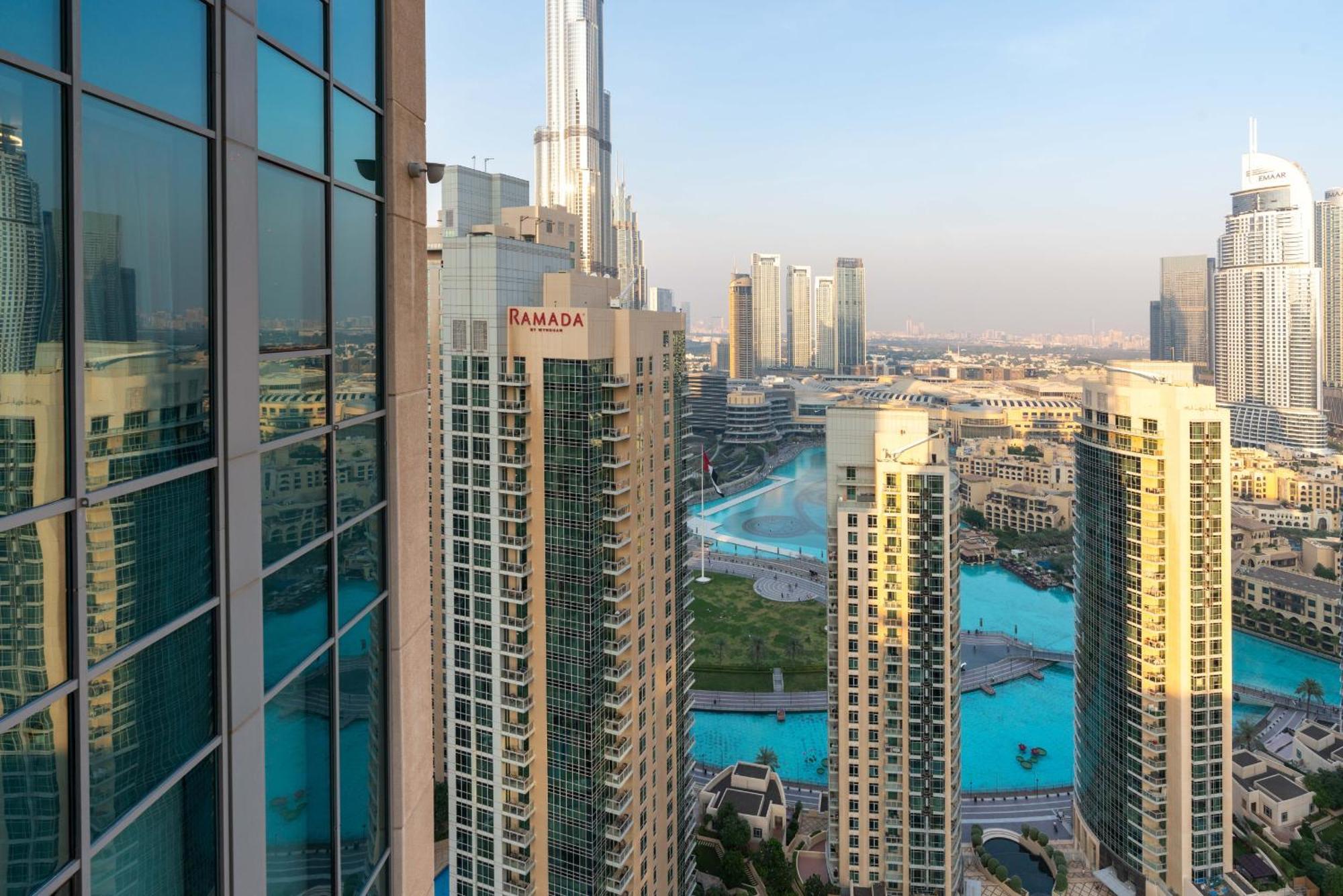 Luxury 2Br Downtown Apt With Burj Khalifa Views 迪拜 外观 照片